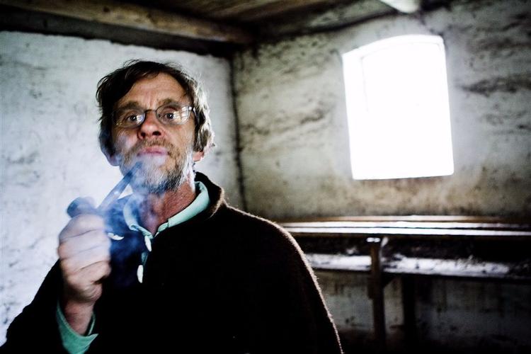Søren Ryge bruger af Roundup. Det burde han ikke, mener Danmarks Naturfredningsforening. 