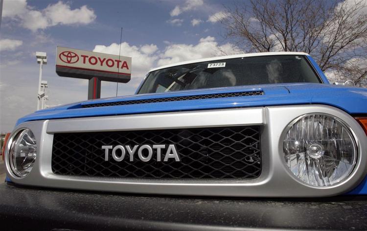 Toyota er verdens bedst sælgende bilmærke for tiden. Denne FJ Cruiser har dog ikke bidraget så meget til salgsfremgangen. 
