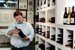 Gourmetkokken Jesper Koch brugte en halv million på at bygge det perfekte køkken. 