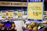 Irma vil fra 1. maj rykke frugten frem til kassekøerne og fjerne slikket fra børnehøjde. 