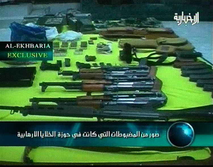 Al-Qaeda truer stadigvæk Saudi-Arabien på trods af, at politiet igår anholdte 172 med forbindelse til terroristbevægelsen og beslaglagde en stor mængde våben. 