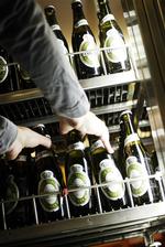 Alkohol-relaterede dødsfald stiger i Sverige. 