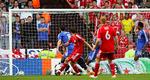 Daniel Agger har scoret til 1-0 for Liverpool i Champions League semifinalens returkamp hjemme på Anfield Road. 