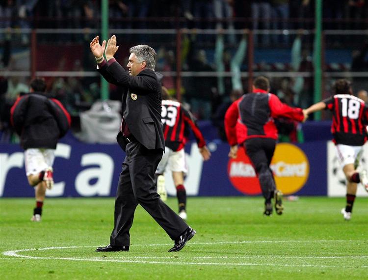 Carlo Ancelotti er klar til sin femte Champions League-finale med AC Milan. De to første var som spiller. 