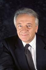 French comedian Jean-Pierre Cassel dies aged 75.