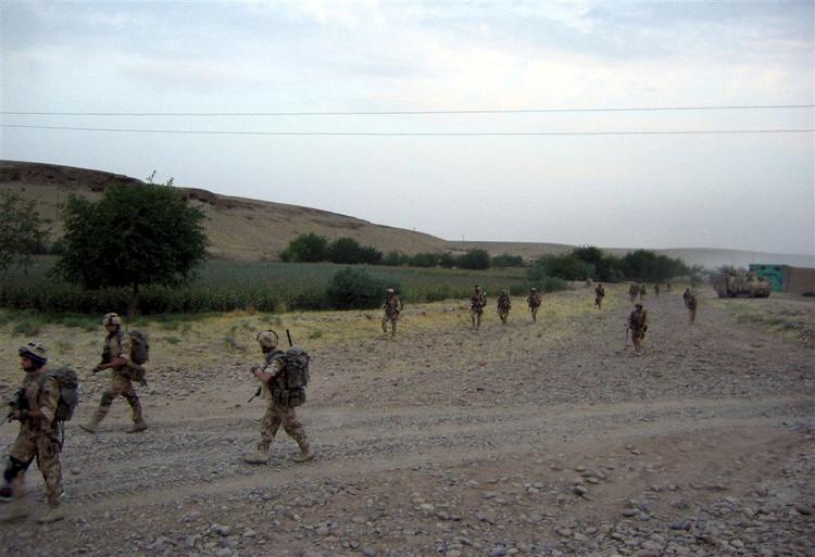 Den dræbte soldat blev såret under den såkaldte Operation Silicon, hvor NATO-soldater fordrev Taleban-soldater fra det sydlige Helmand. 