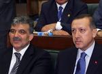 Abdullah Gül (til venstre) sammen med  ministerpræsident Recep Tayyip Erdogan. 