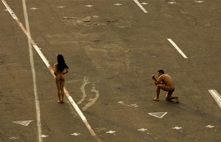 Det var ikke kun Spencer Tunick, der benyttede lejligheden til at 'skyde' et kodakmoment til albummet. 