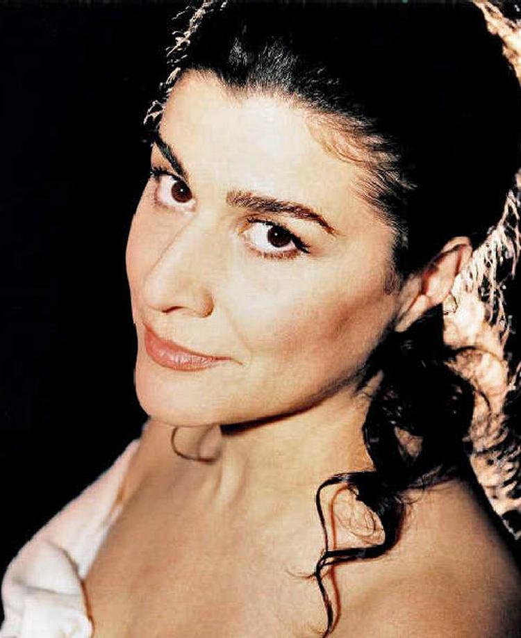 Med en stemme, der går lige i hjerterne, og en sangteknik, der tillader enestående præcision selv i de hurtigste koloraturer, var Cecilia Bartoli en forrygende oplevelse i Tivolis Koncertsal. Foto: Decca Music Group 