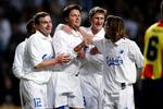 Jubel blandt en håndfuld af de 91 FCK-spillere, der gennem tiderne har bidraget til klubbens seks mesterskaber: Sibusiso Zuma (delvist skjult), Todi Jónsson, Christian Lønstrup, Peter Nielsen og Erik Mykland. 