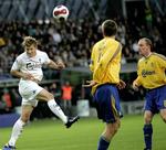 Marcus Allbäck scorer efter en dødbold til 1-0 for FC København mod Brøndby. 