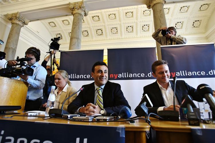 Det nystiftede parti, Ny Alliance, ser ud til at sætte sig solidt til rette i folketingssalen. 