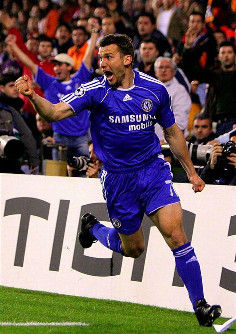 Andriy Shevchenko kan snart være fortid i Chelsea og ny mand i Milan. 