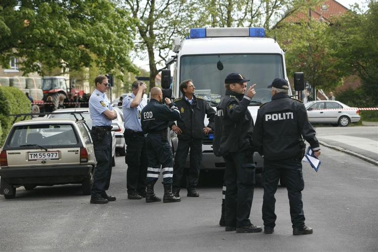 Station City modtog anmeldelsen om fundet af det militære sprængstof omkring klokken halv ni imorges. 