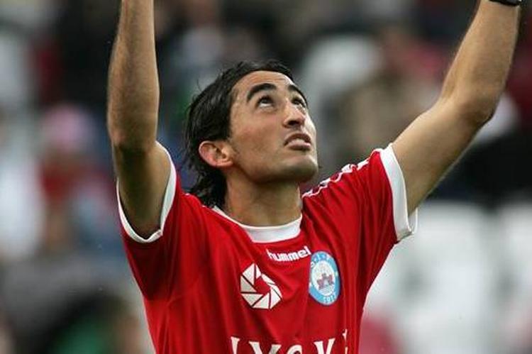 Muhammed Akinci kom til Silkeborg fra Randers som ynglingespiller i 1999. Han  debuterede på førsteholdet i efteråret 2002. 