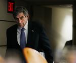 Meddelelsen om PaulWolfowitz' farvel til chefposten i Verdensbanken passer den danske regering fint. 