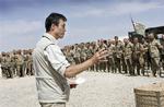 Statsminister Anders Fogh Rasmussen skal sende kampvogne til Afghanistan, mener de danske soldater 