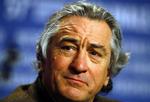 63-årige De Niro spiller kriminalbetjent i Righteous Kill. 
