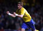 Johan Elmander jubler efter at have scoret for Sverige i en EM-kvalifikationskamp mod Nordirland i marts måned. Den tidligere Brøndby-spiller er usikker til opgøret mod Danmark i Parken den 2. juni. 