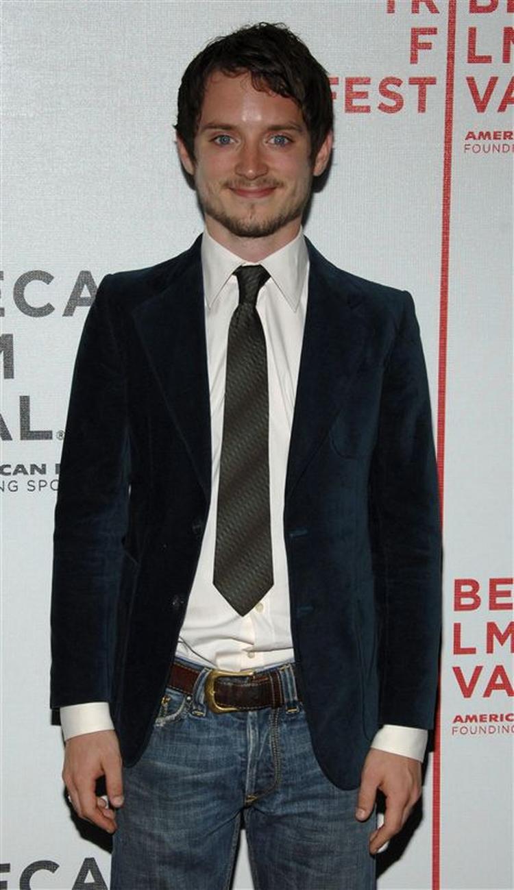 26-årige Elijah Wood har aldrig spillet i en musikfilm, men har medvirket i en musikvideo for Cranberries. 