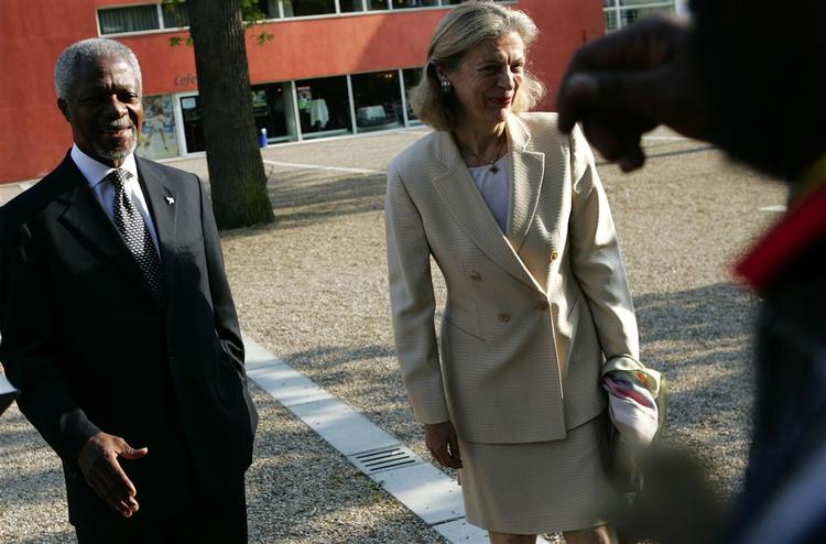 Kofi Annan ankommer til foredraget i Århus sammen med sin kone Nane. 