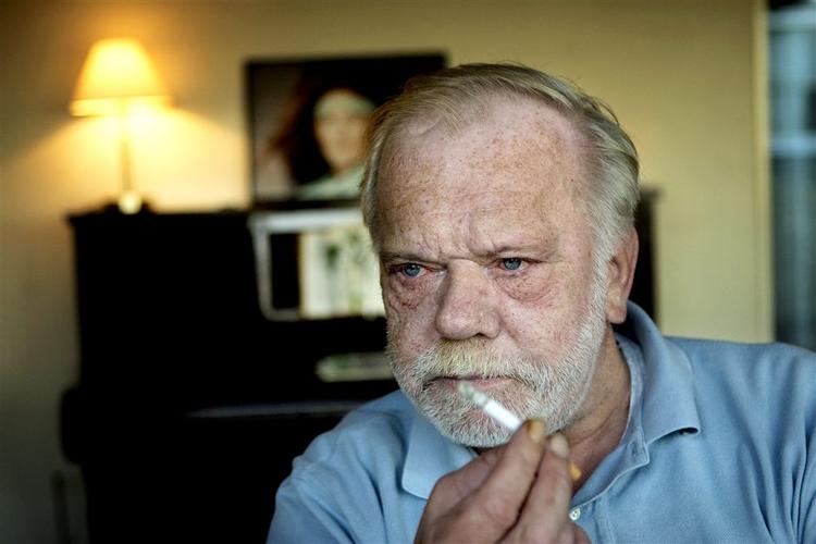 Oplysninger fra en af den afdøde byggematadors venner fører nu til, at Bøje Nielsens lig hasteobduceres på Retsmedicinsk Institut. 