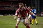 Peter Møller efter en af sine to scoringer mod Kasakhstan i 3-0 sejren i 2005. 