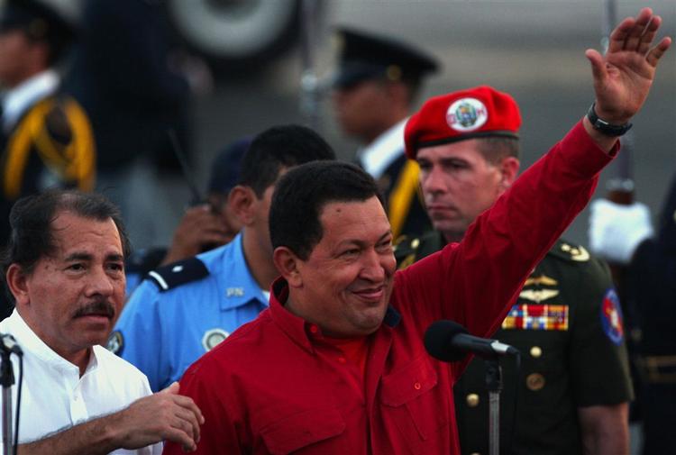 Hugo Chavez har nægtet at forlænge sendetilladelsen for landets ældste tv-kanal, der forholder sig kritisk til præsidenten. 