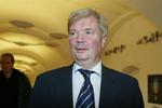 Venstres folketingsmedlem Eyvind Vesselbo afviser, at han melder sig ud af partiet i dag. 