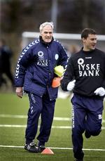 Preben Lundbye er blevet fyret som cheftræner, men er tilbudt et andet job i Silkeborg. 