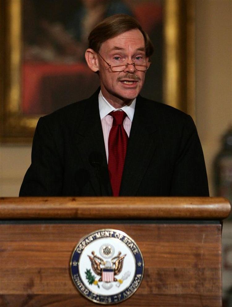 I de senere år har Zoellick været fungeret som amerikansk viceudenrigsminister og seneste været direktør i finanshuset Goldman Sachs. 