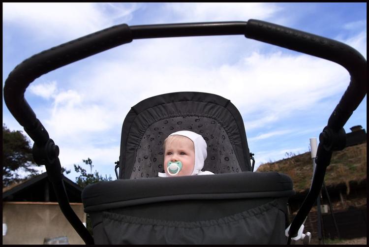 Graviditeten er planlagt, bøgerne er læst og baby er ankommet. Og så gik det slet ikke, som forventet. Nybagte mødre bliver coachet til bedre barselsorlov. 