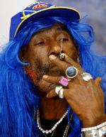 En skør, skør verden. Dub musikkens grand old og gale mand, Lee ’Scratch’ Perry, indtager årets Roskilde Festival sammen med de store jamaicanske reggaenavne The Congos og Anthony B. Arkivfoto: Thomas Willman