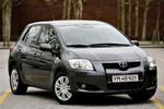Set udefra minder Toyota Auris ganske meget om den seneste udgave af Corolla. Foto: Martin Lehmann 
