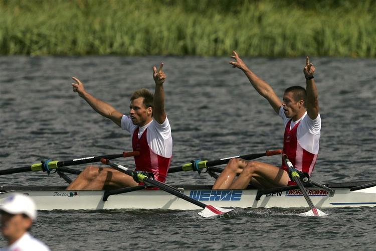 Rasmus Quist Hansen (tv.) og Mads Rasmussen indledte World Cup-sæsonen med en sikker sejr i Linz. 