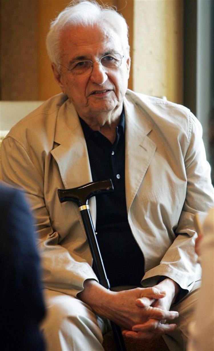 Den verdensberømte arkitekt Frank Gehry skal være med til at give Sønderborg havn et arkitektonisk ansigtsløft. 