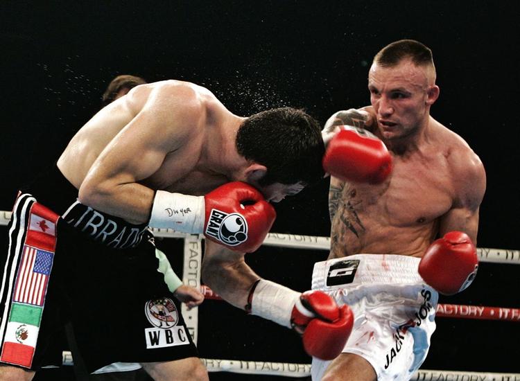 Mikkel Kessler under kampen mod Librado Andrade. 