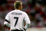 David Beckham har fået et imponerende comeback både hos Real Madrid og på det engelske landshold. Nu gør Real Madrid alt for at holde på David Beckham. 