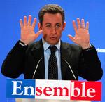 Nicolas Sarkozy på et tidligere pressemøde, hvor han optrådte i vanlig, selvsikker stil. 