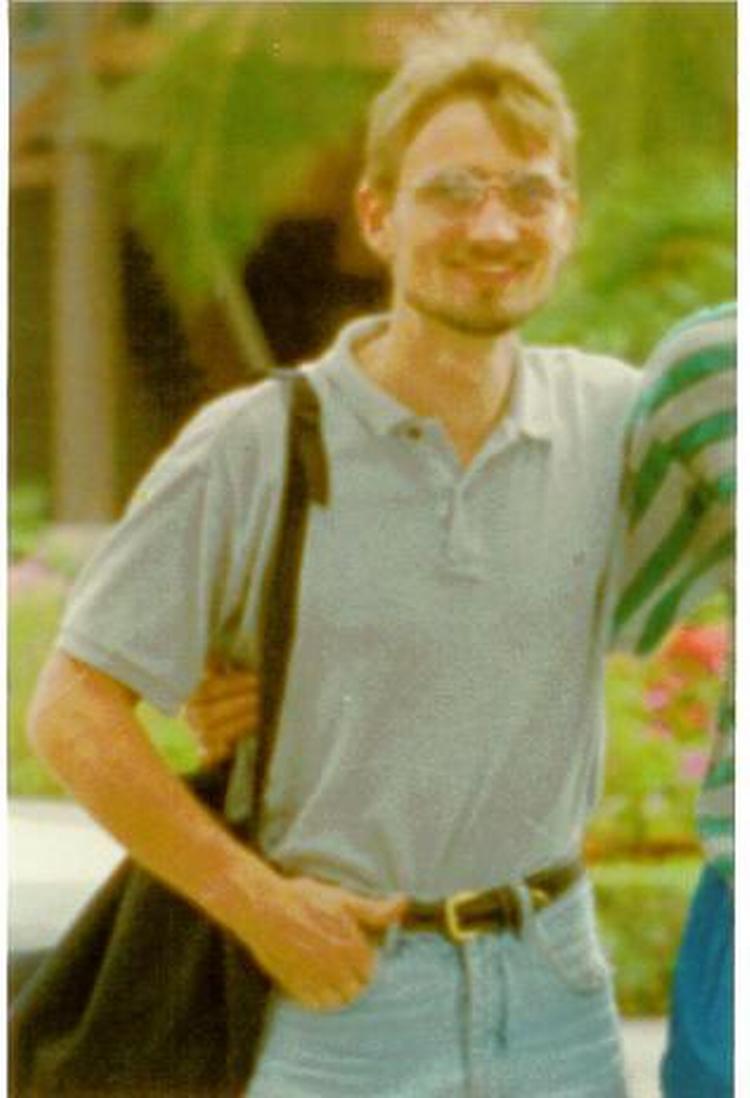 Kim Peter Davy, som han ser ud på indiske CBI's fortegnelse over efterlyste. 