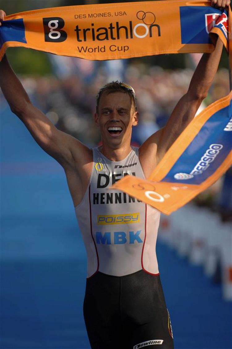Rasmus Henning var et halvt minut foran nærmeste konkurrent, da han vandt karrierens fjerde World Cup-afdeling. 