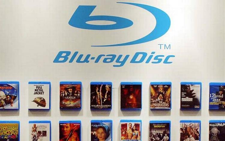 Langt størstedelen af Blockbusters butikker i USA vil nu køre med udlejning af Blu-ray film frem for HD-DVD. 
