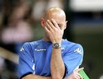 FCK-træner Magnus Andersson tager sig til hovedet over EHF's beslutning om at give et Champions League-wildcard til Viborg HK. 