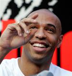 Den franske landsholdsangriber skriver under på en million-kontrakt med de spanske sølvindere Barcelona. 