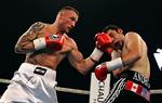 Mikkel Kessler (i hvide shorts) ses her under kampen mod Librado Andrade. 