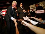 Fhv. Bill Clinton på banen for at sikre flere private donationer til ofrene for orkanen Katrina, der især ramte Louisiana. 