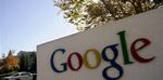 »Google udgør et særligt problem, fordi virksomheden har så mange tjenester, der kan udgøre en trussel mod privatlivets fred,« siger lederen af EUs arbejdsgruppe for persondatabeskyttelse, Peter Hustinx 