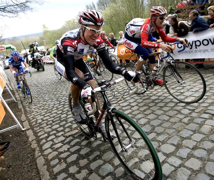 Lars Bak ses her under cykelløbet Gent - Wevelgem. I dag blev han dansk mester i enkeltstart. 