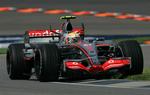 Lewis Hamilton har ligget forrest i Formel 1 feltet gennem hele sæsonen. Nu undersøger motorsportens øverste organ, FIA, om spionage mod en konkurrent har hjulpet McLaren-køreren til hans fine placeringer. 