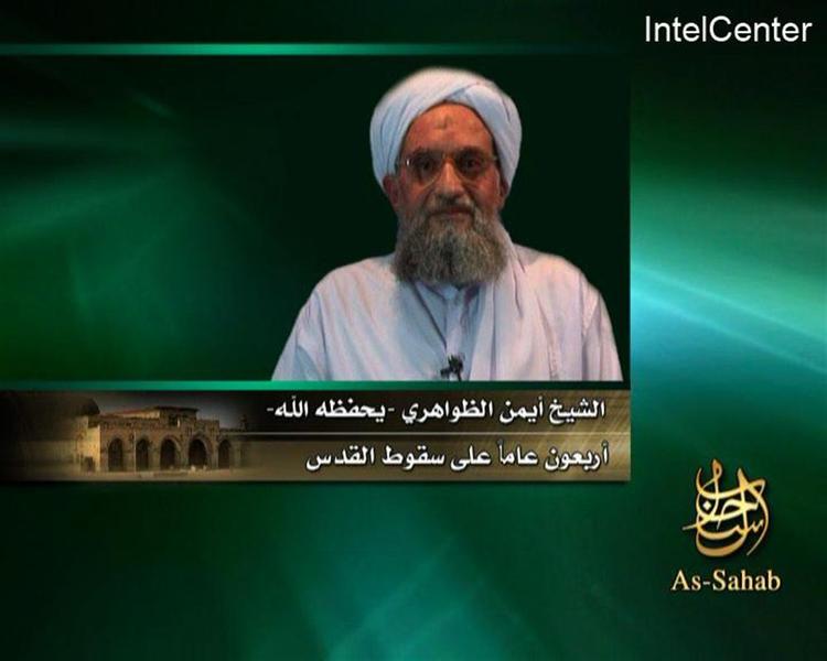 Ayman al-Zawahiri ses her på en tidligere videooptagelse. 